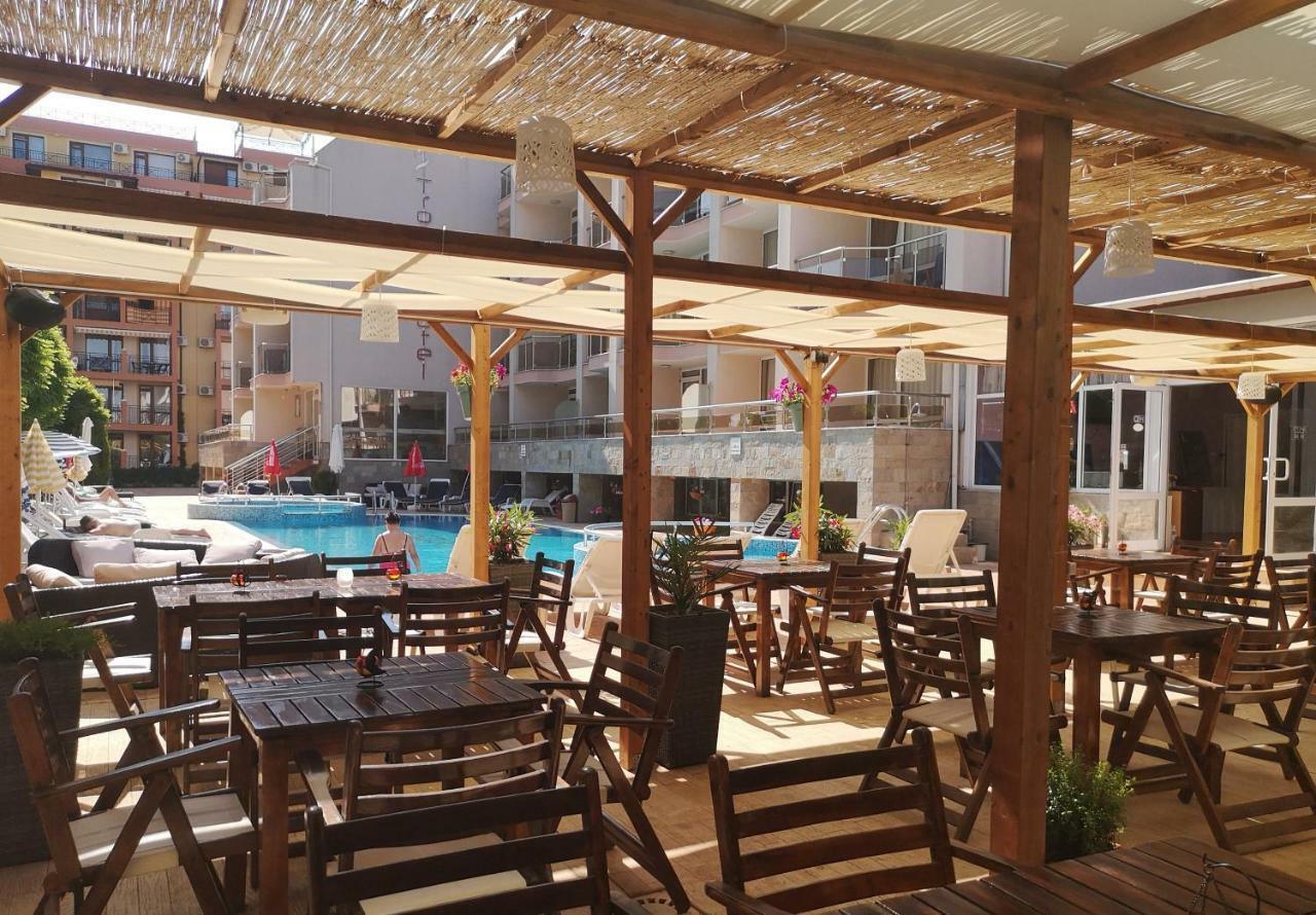 Tropics Hotel Sveti Vlas Exterior foto