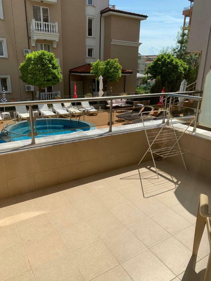 Tropics Hotel Sveti Vlas Exterior foto